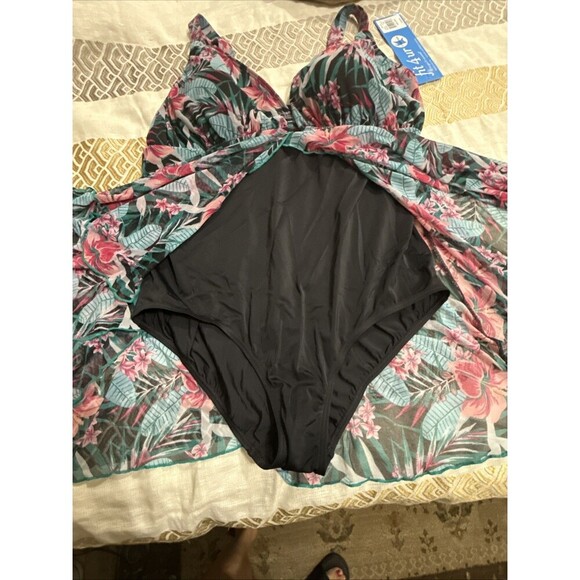 (L1) Fit 4 U Swimwear Mesh Flyaway Floral over Black 1-piece Sizes 22W,18w - Picture 10 of 11
